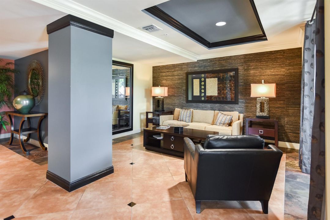 4907 Midtown Ln_1212_Linda Grady_8
