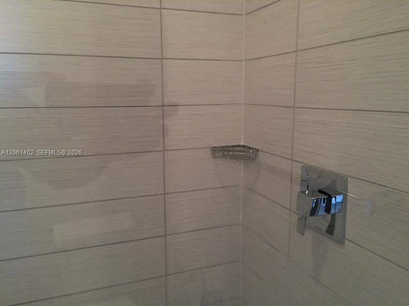 В аренду: $4,600 (2 спален, 2 ванн, 1097 Квадратных фут)