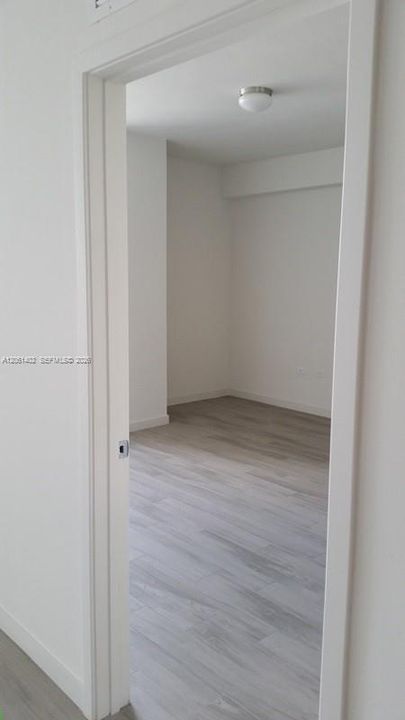 В аренду: $4,600 (2 спален, 2 ванн, 1097 Квадратных фут)