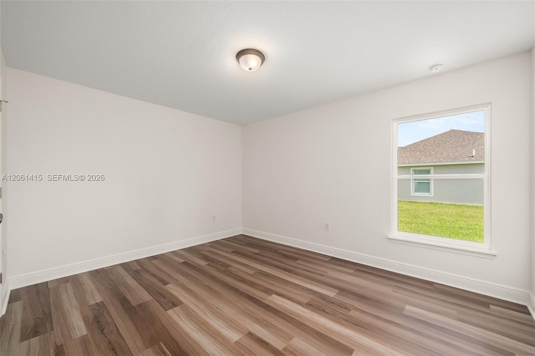 2nd Bedroom