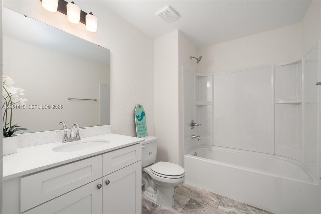2nd Bathroom
