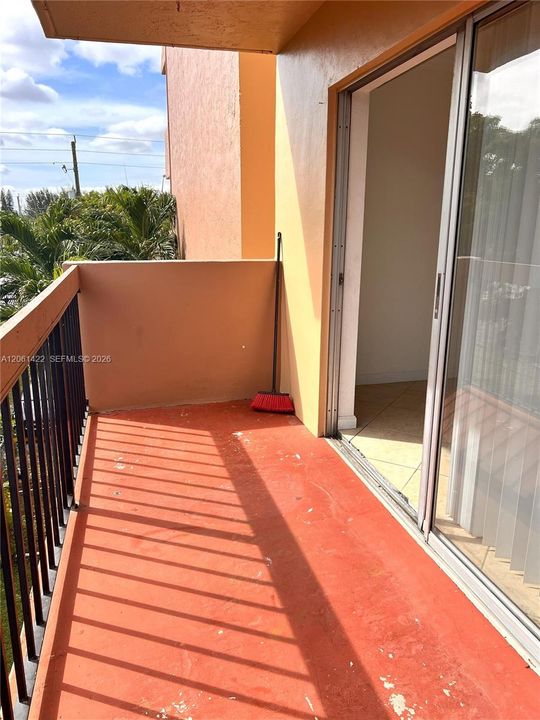 В аренду: $2,250 (2 спален, 1 ванн, 925 Квадратных фут)