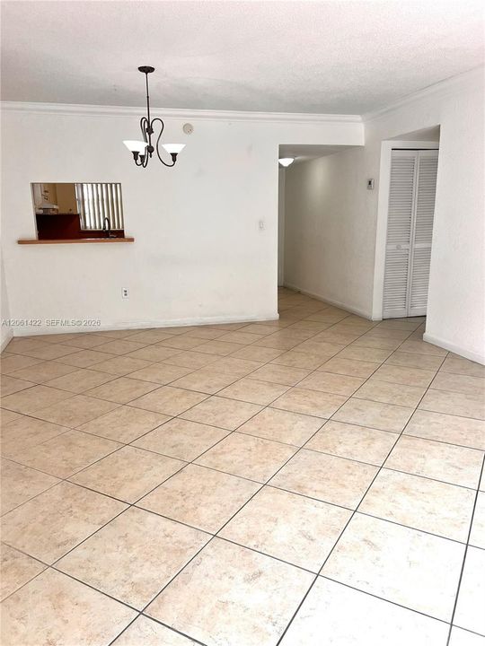 В аренду: $2,250 (2 спален, 1 ванн, 925 Квадратных фут)