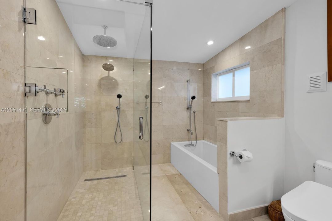 For Rent: $7,100 (2 beds, 2 baths, 1840 Square Feet)