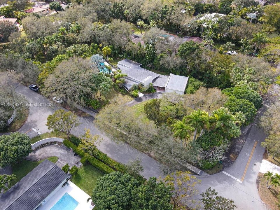 For Rent: $7,100 (2 beds, 2 baths, 1840 Square Feet)