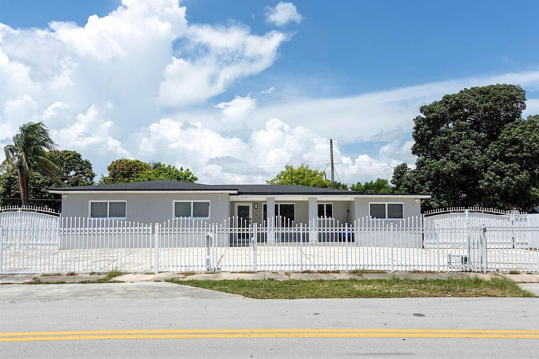 17840 NW 28 Ct, Miami Gardens, Fl 33056