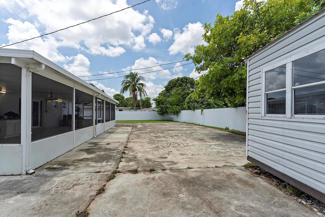 17840 NW 28 Ct, Miami Gardens, Fl 33056