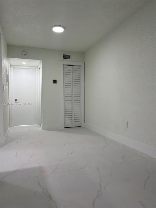В аренду: $1,950 (1 спален, 1 ванн, 695 Квадратных фут)