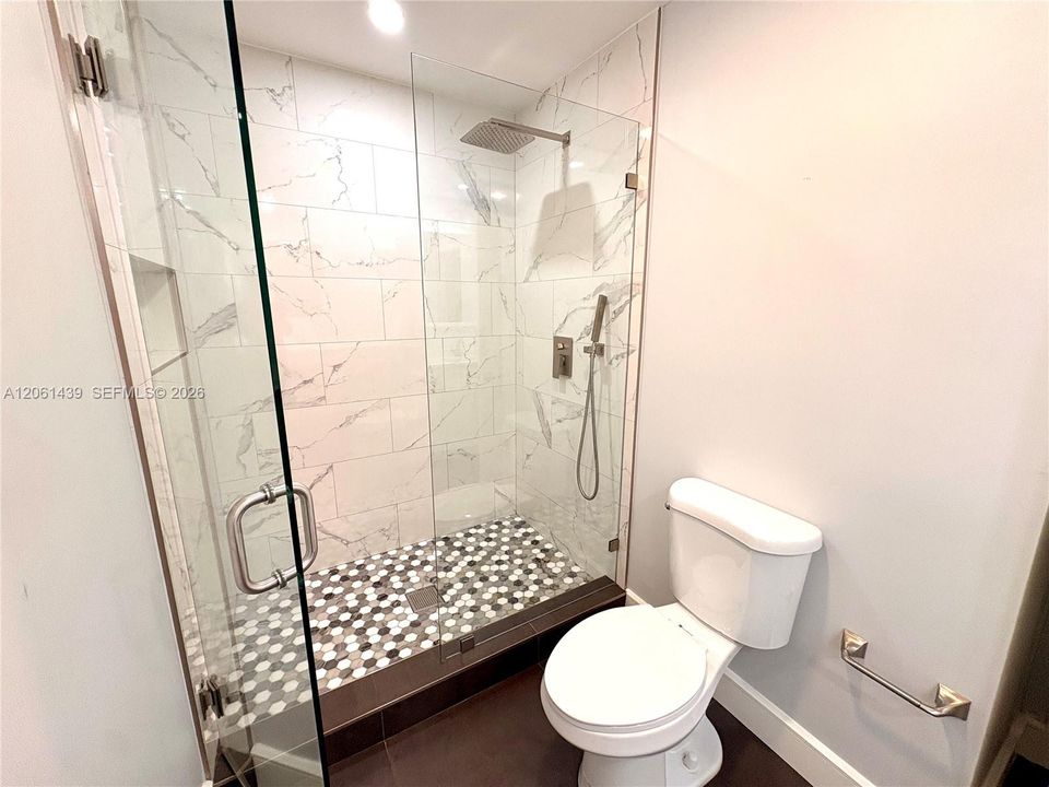 В аренду: $3,300 (3 спален, 2 ванн, 1666 Квадратных фут)
