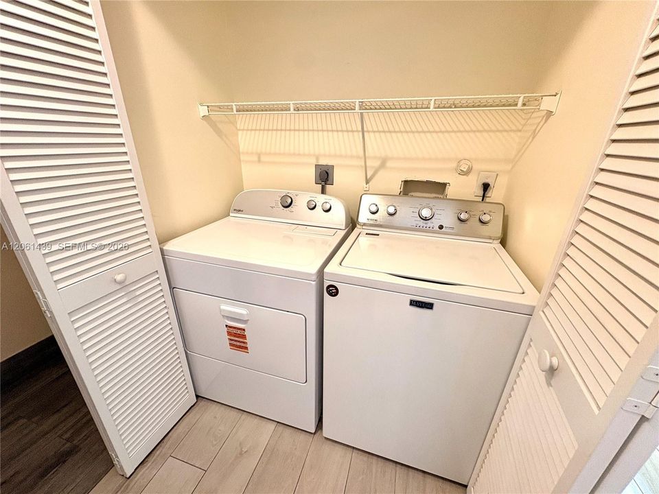 В аренду: $3,300 (3 спален, 2 ванн, 1666 Квадратных фут)