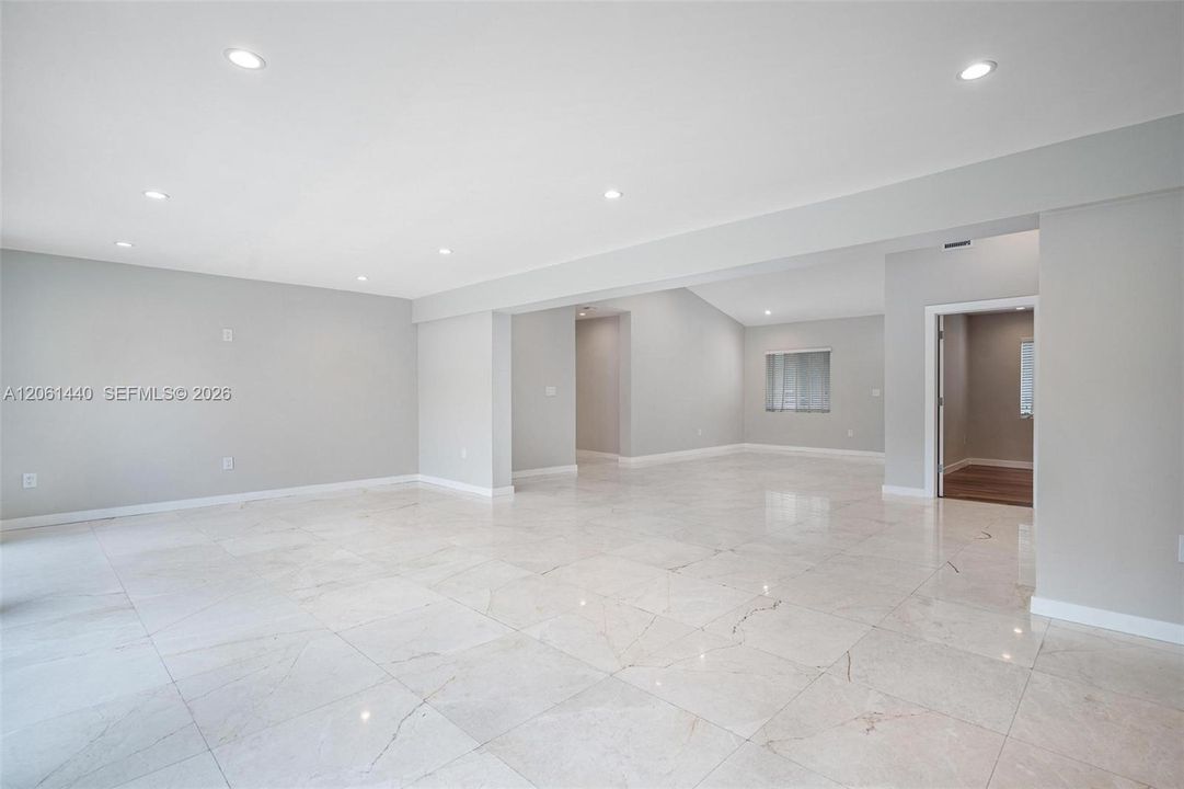 В аренду: $15,000 (4 спален, 3 ванн, 2682 Квадратных фут)