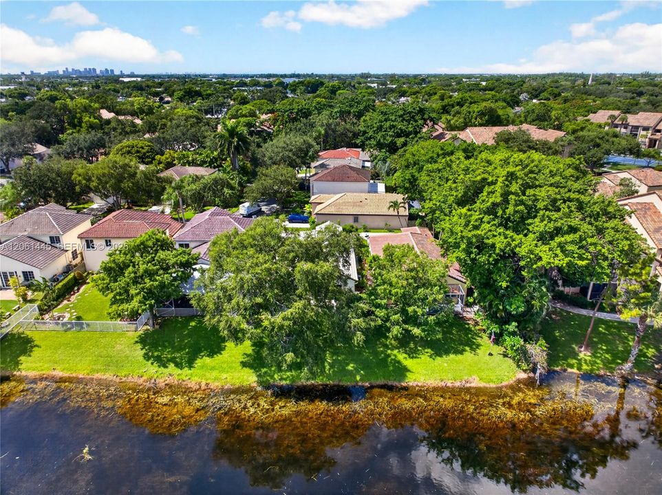 En Venta: $669,000 (3 camas, 2 baños, 1546 Pies cuadrados)