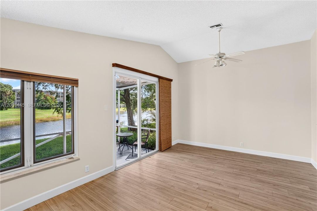En Venta: $669,000 (3 camas, 2 baños, 1546 Pies cuadrados)