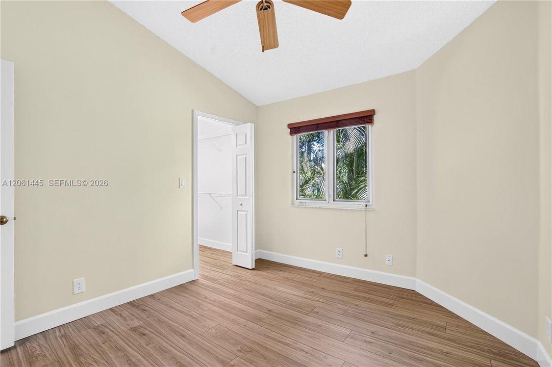2nd bedroom