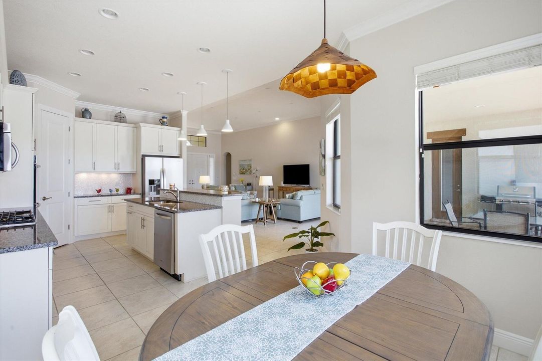 Breakfast area