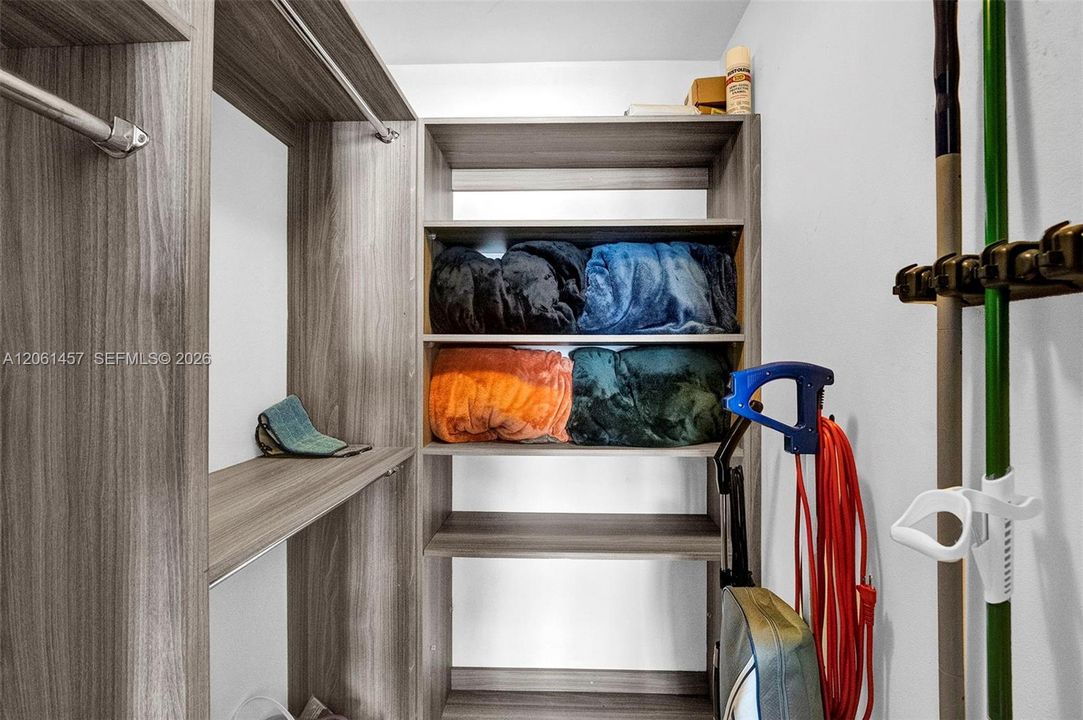 В аренду: $3,800 (2 спален, 2 ванн, 720 Квадратных фут)