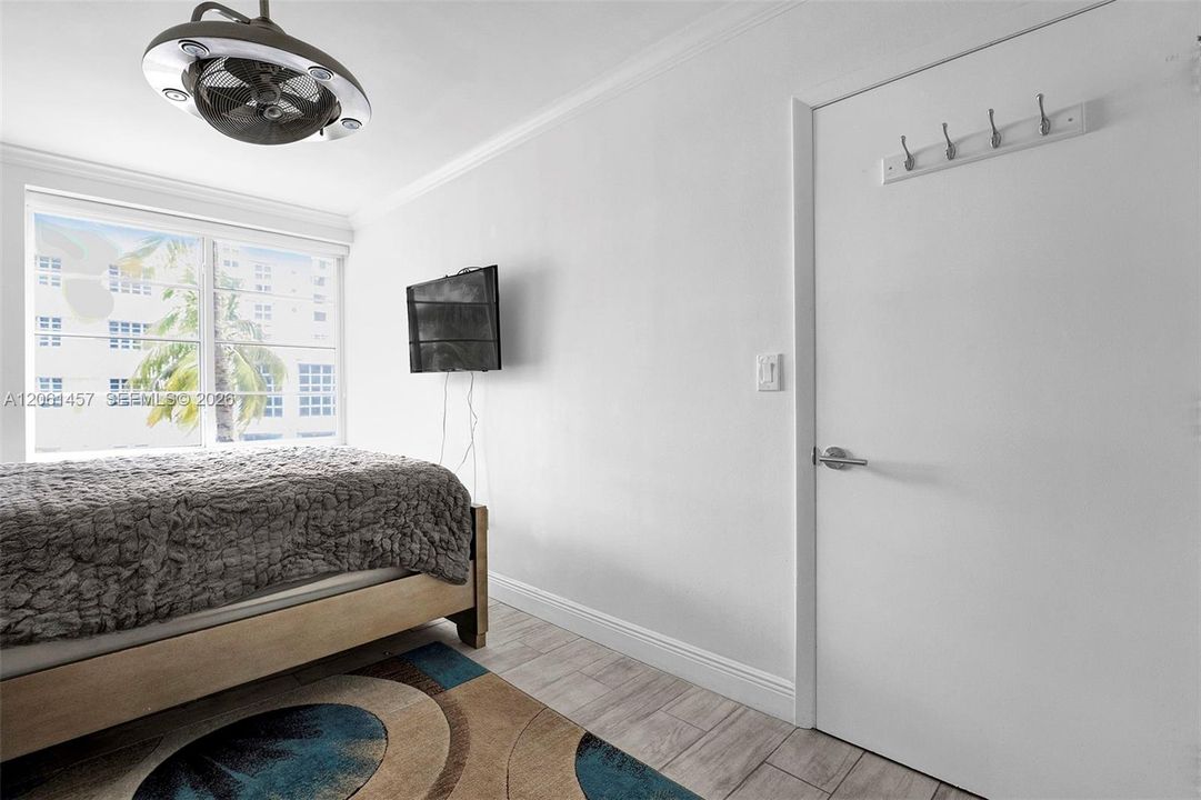 В аренду: $3,800 (2 спален, 2 ванн, 720 Квадратных фут)