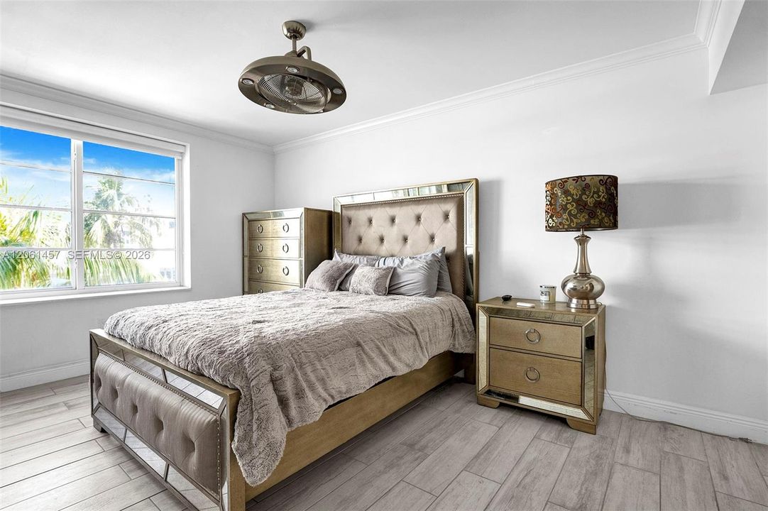 В аренду: $3,800 (2 спален, 2 ванн, 720 Квадратных фут)