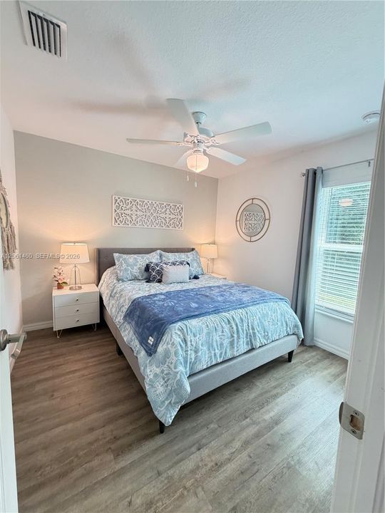 En Venta: $299,990 (3 camas, 2 baños, 1364 Pies cuadrados)