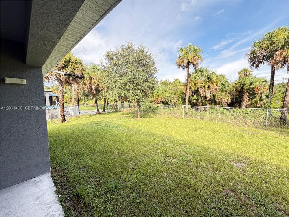 En Venta: $299,990 (3 camas, 2 baños, 1364 Pies cuadrados)