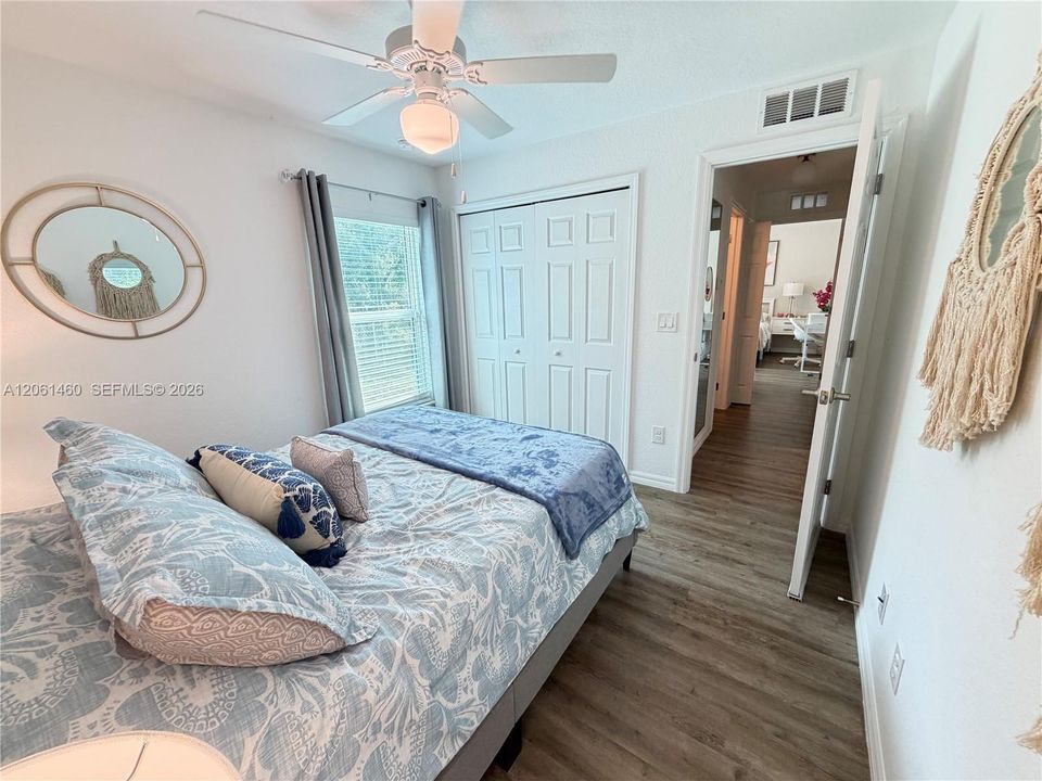 En Venta: $299,990 (3 camas, 2 baños, 1364 Pies cuadrados)