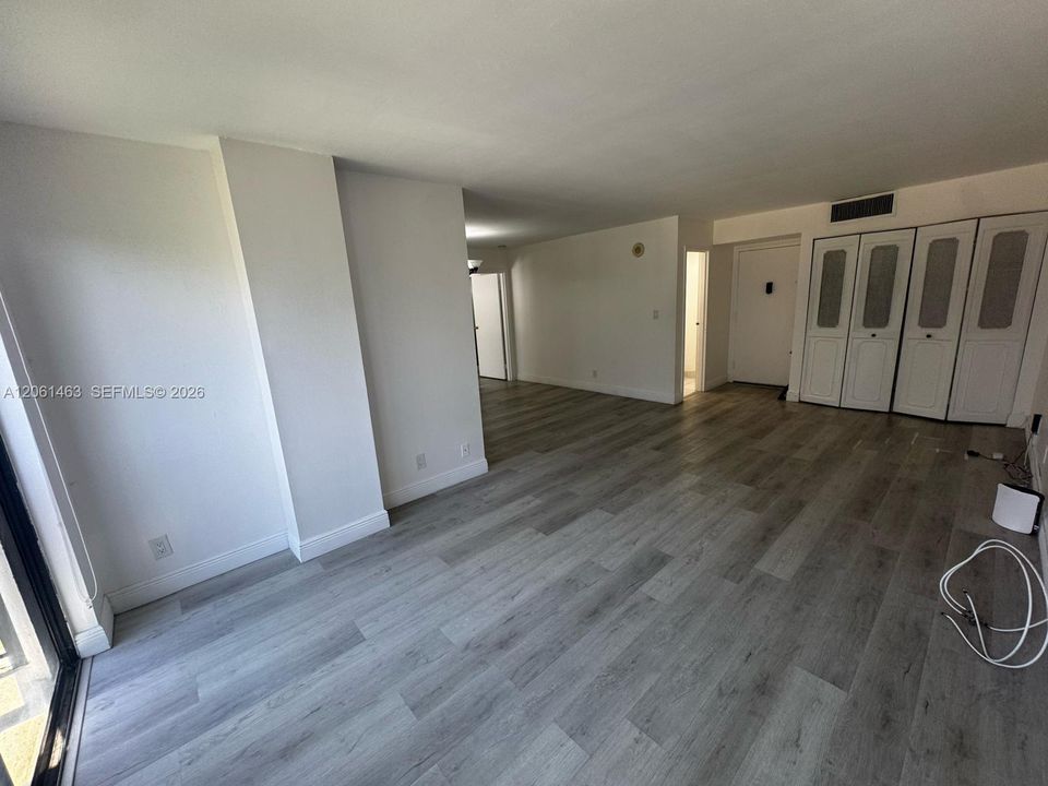 В аренду: $1,900 (1 спален, 1 ванн, 767 Квадратных фут)