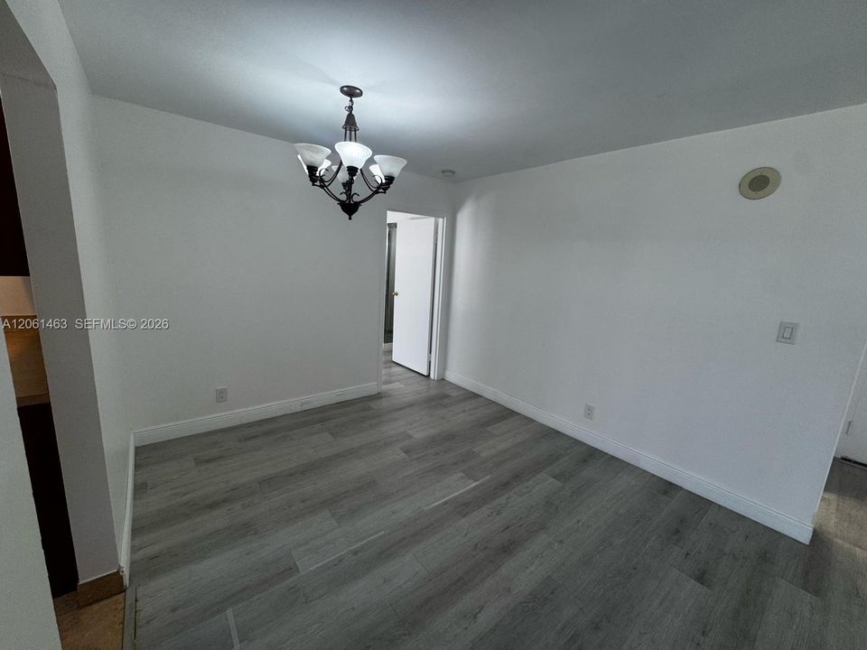 В аренду: $1,900 (1 спален, 1 ванн, 767 Квадратных фут)