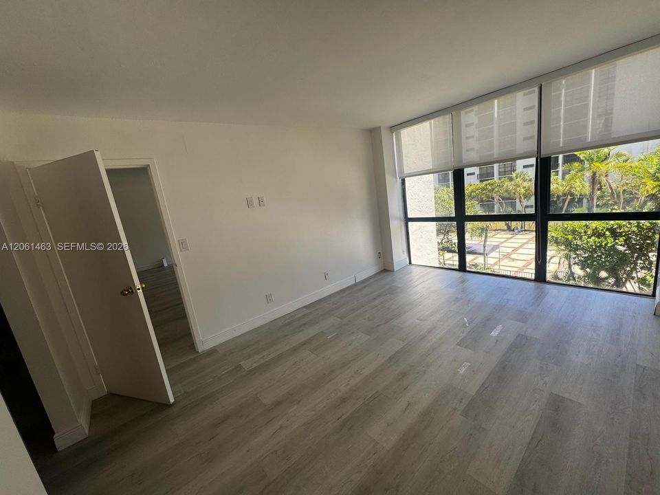 В аренду: $1,900 (1 спален, 1 ванн, 767 Квадратных фут)