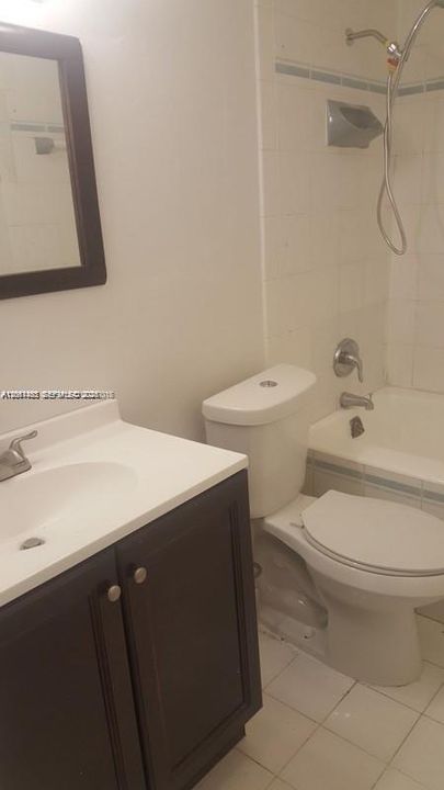 В аренду: $3,000 (2 спален, 1 ванн, 1060 Квадратных фут)