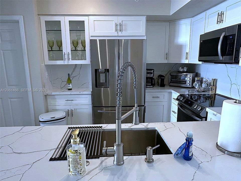 На продажу: $718,000 (2 спален, 2 ванн, 0 Квадратных фут)
