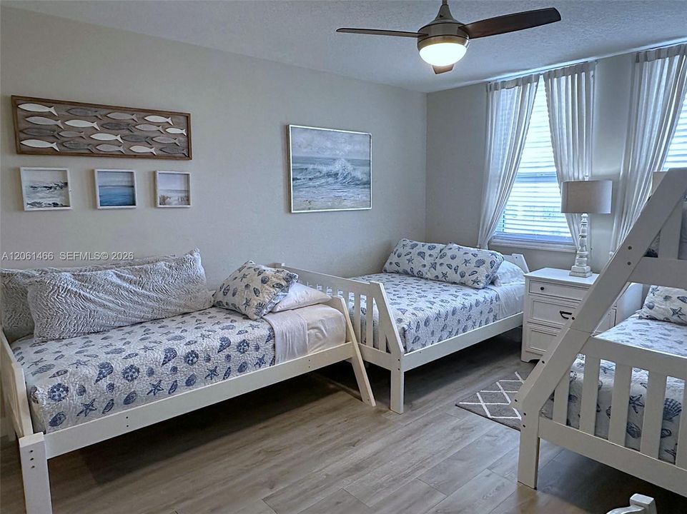 На продажу: $718,000 (2 спален, 2 ванн, 0 Квадратных фут)