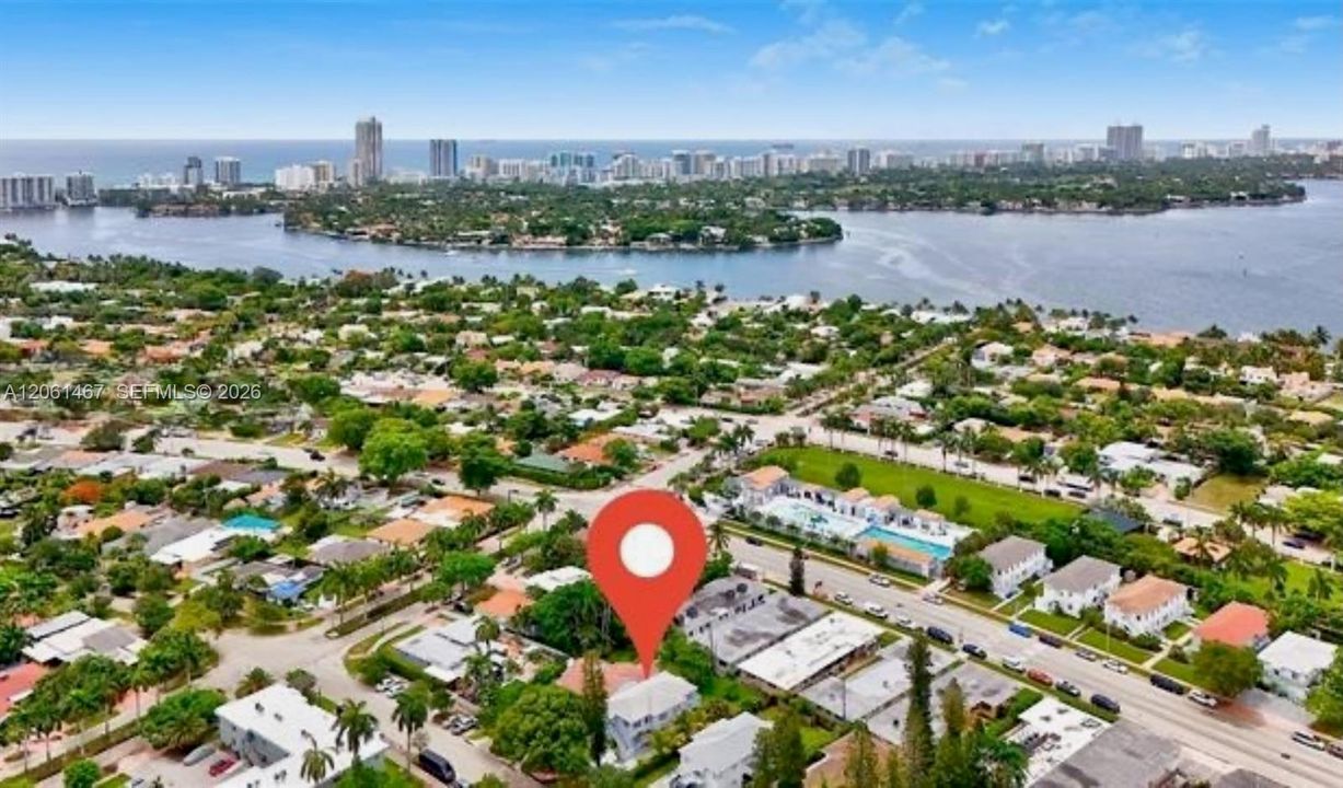 В аренду: $1,900 (1 спален, 1 ванн, 700 Квадратных фут)