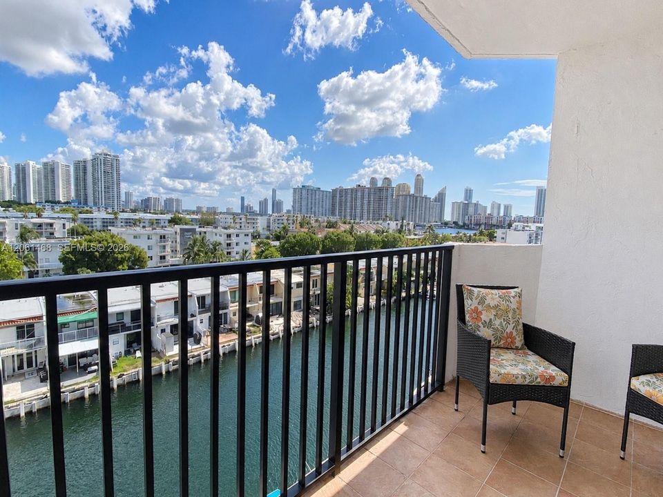 En Venta: $259,900 (2 camas, 1 baños, 1110 Pies cuadrados)