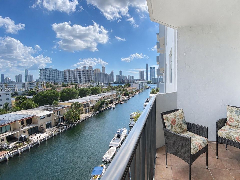 En Venta: $259,900 (2 camas, 1 baños, 1110 Pies cuadrados)