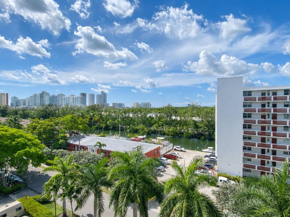 En Venta: $259,900 (2 camas, 1 baños, 1110 Pies cuadrados)