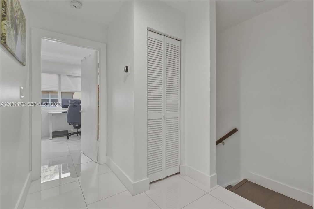 В аренду: $2,700 (2 спален, 2 ванн, 1570 Квадратных фут)