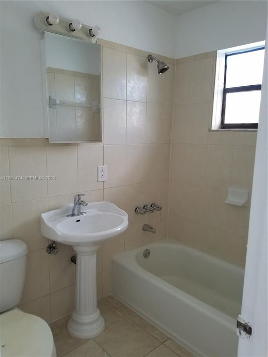 For Rent: $1,625 (1 beds, 1 baths, 0 Square Feet)