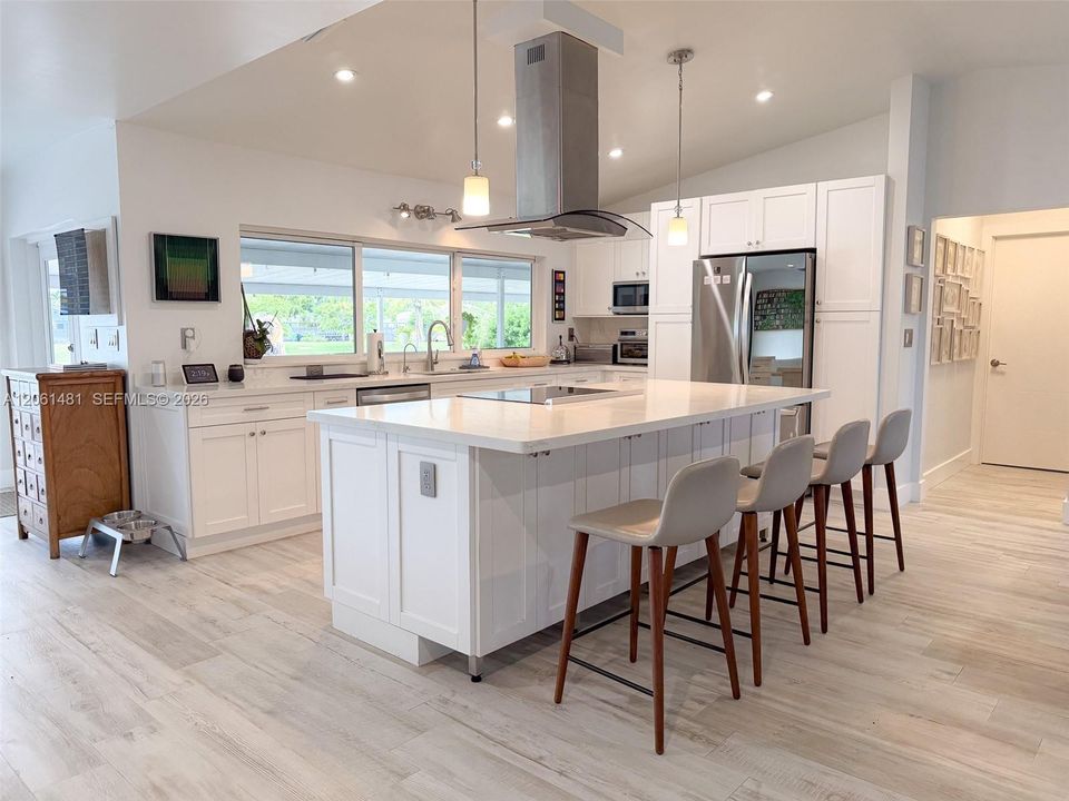 For Sale: $1,375,000 (4 beds, 3 baths, 2220 Square Feet)