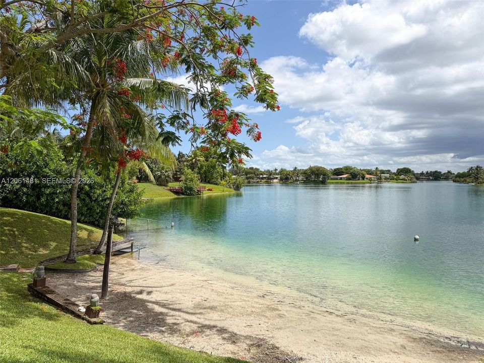 For Sale: $1,375,000 (4 beds, 3 baths, 2220 Square Feet)
