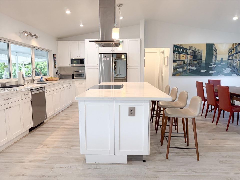 For Sale: $1,375,000 (4 beds, 3 baths, 2220 Square Feet)