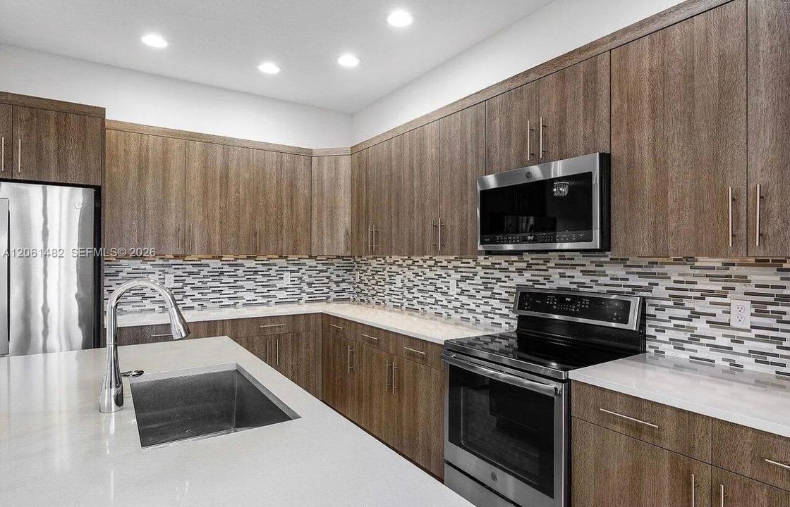 En Renta: $4,000 (3 camas, 2 baños, 1809 Pies cuadrados)