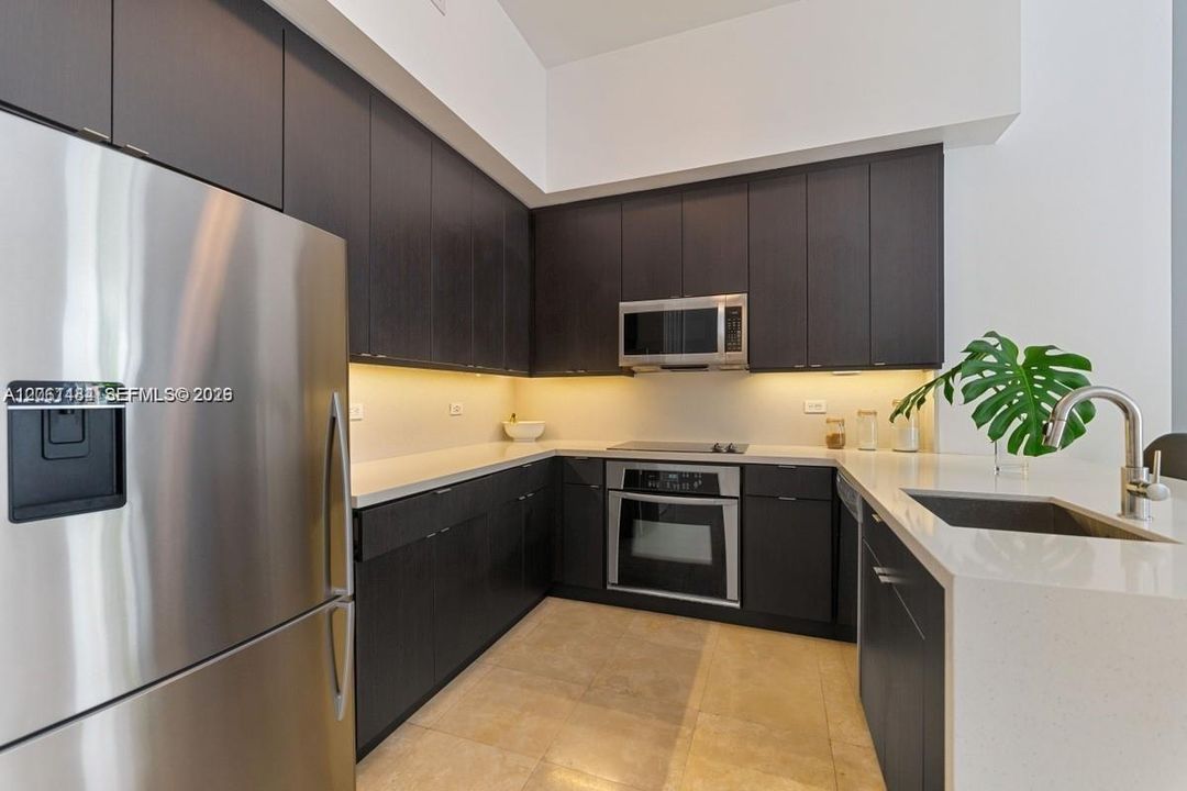 На продажу: $449,500 (1 спален, 1 ванн, 882 Квадратных фут)