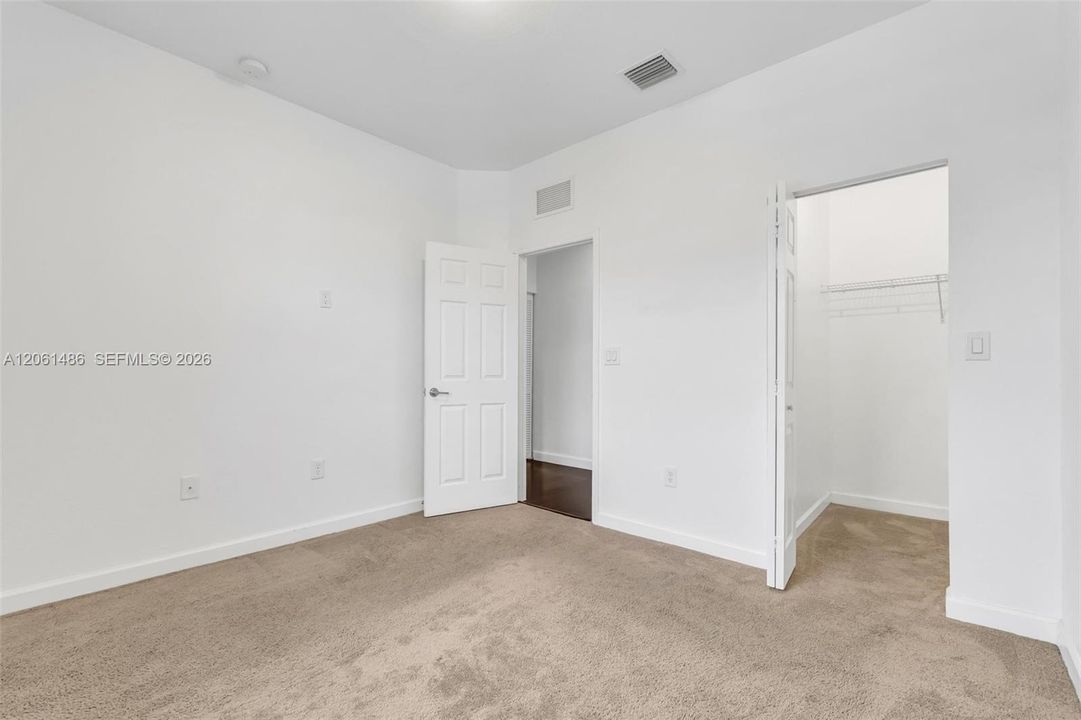 For Sale: $570,000 (4 beds, 2 baths, 1862 Square Feet)