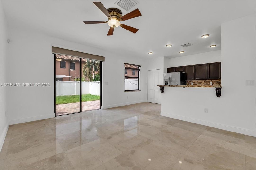 For Sale: $570,000 (4 beds, 2 baths, 1862 Square Feet)