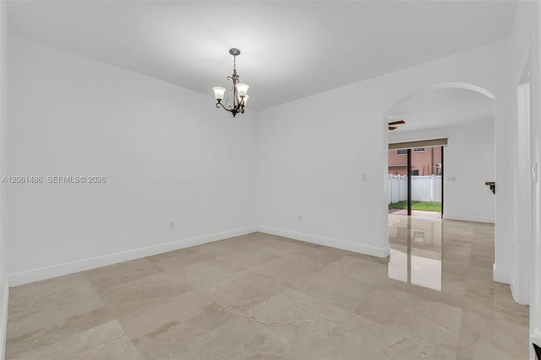 For Sale: $570,000 (4 beds, 2 baths, 1862 Square Feet)