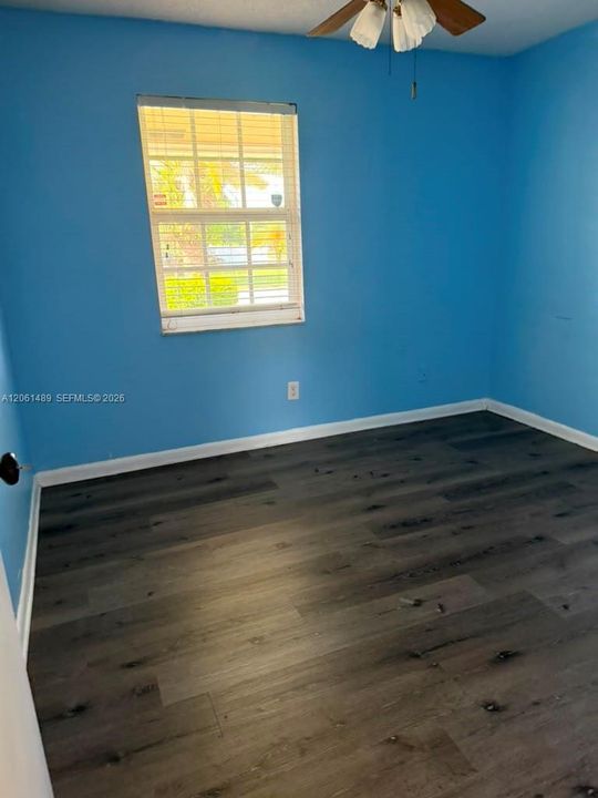 В аренду: $3,600 (3 спален, 2 ванн, 1410 Квадратных фут)