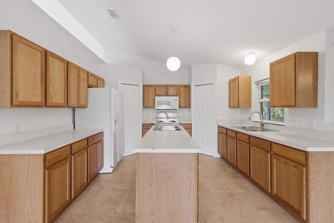 12_12. kitchen