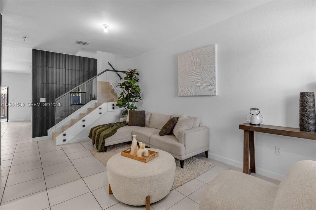 For Sale: $560,000 (3 beds, 2 baths, 1827 Square Feet)