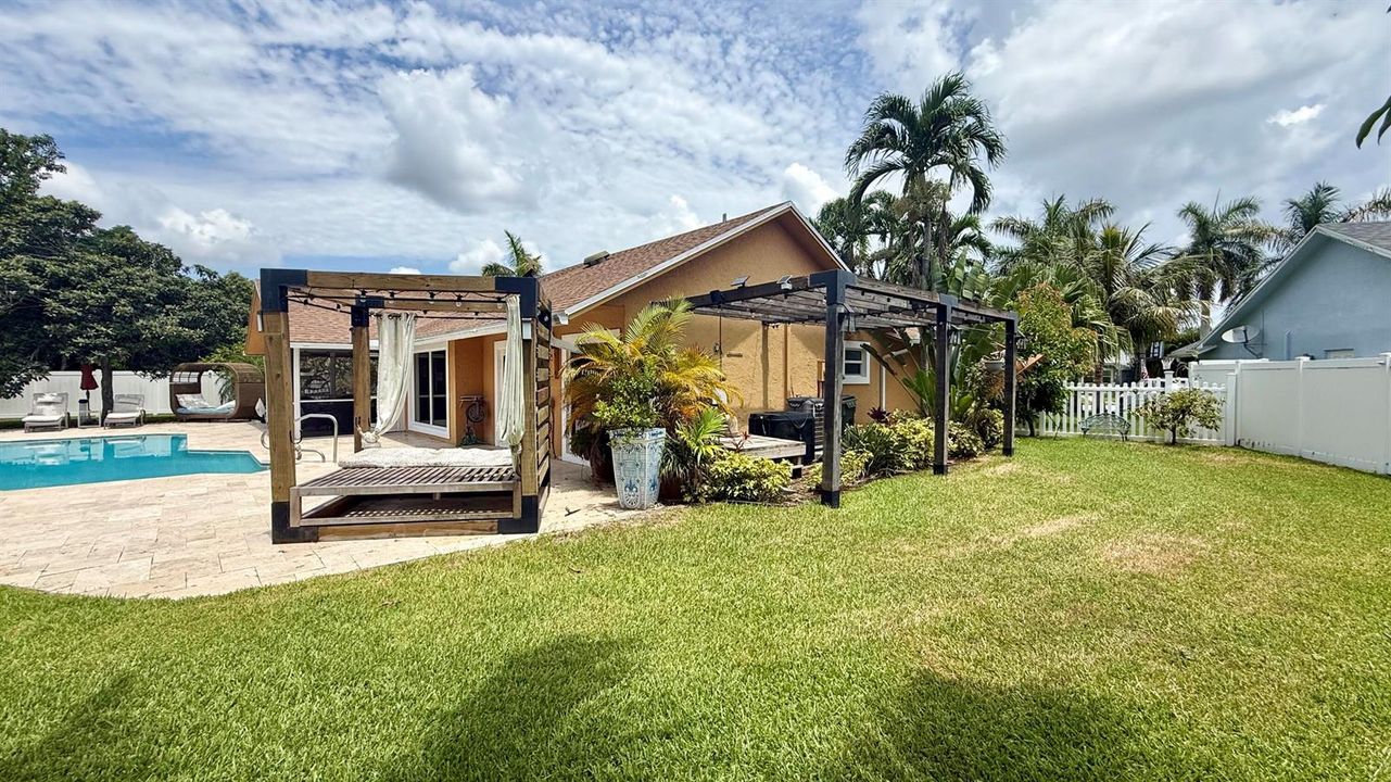 Side yard