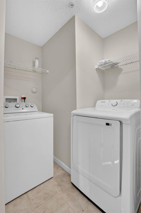 В аренду: $2,750 (2 спален, 2 ванн, 1175 Квадратных фут)